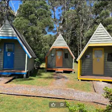 Strahan Backpackers Exterior photo